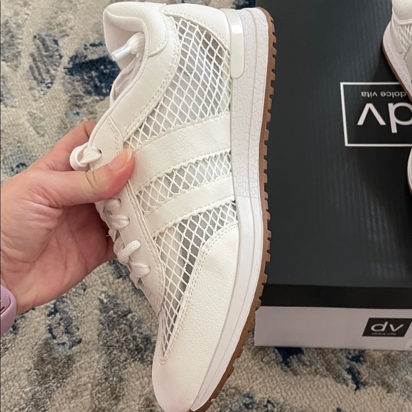 DV Jinja White Mesh Sneakers - Picture 3 of 5
